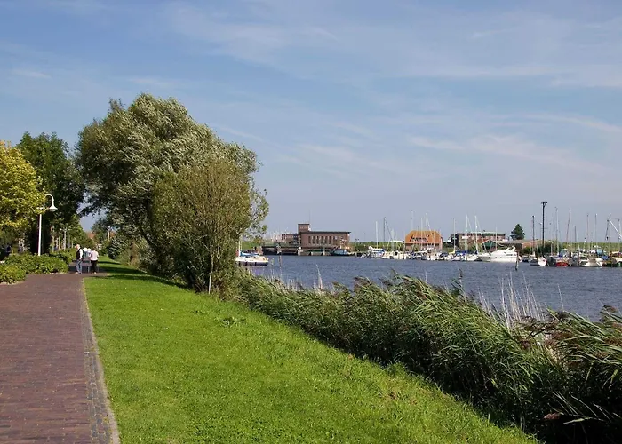 Am Alten Deich Im *